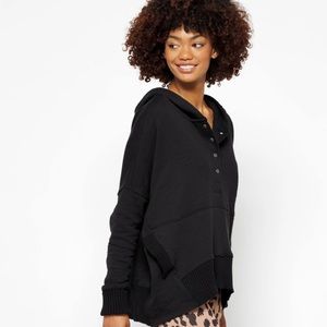 Free People honey dove sweatshirt. Size XS, in washed black